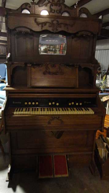 Loreto Pump Organ For Sale - Brighton TN - This Reed Organ Was Made in 1919