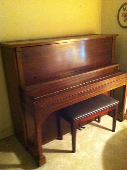 Pianista Upright Piano For Sale in Memphis Tn